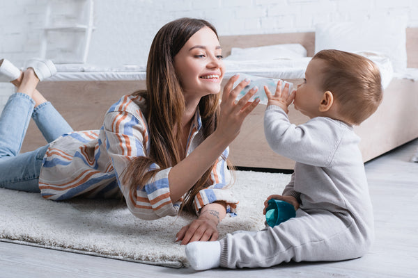 Portable Bottle Warmers Are A Lifesaver For Busy Parents